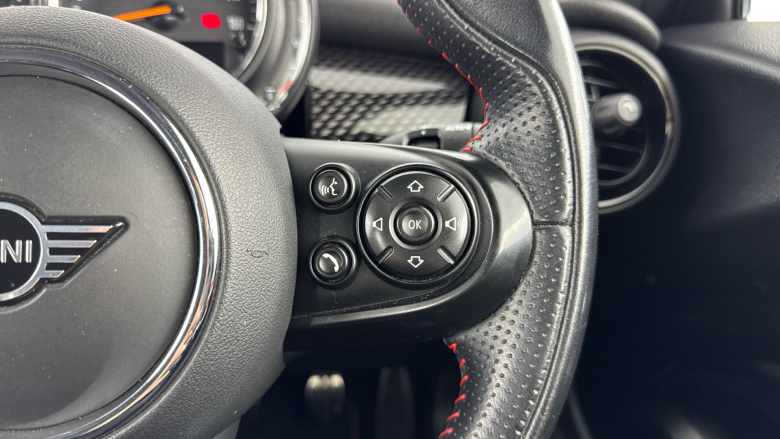 MINI Hatchback 2.0 Cooper S Sport II 3dr Petrol Hatchback